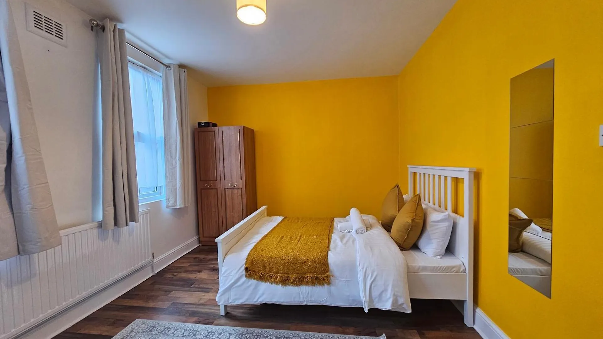 Apartment Near Spitalfields London 0*,  United Kingdom